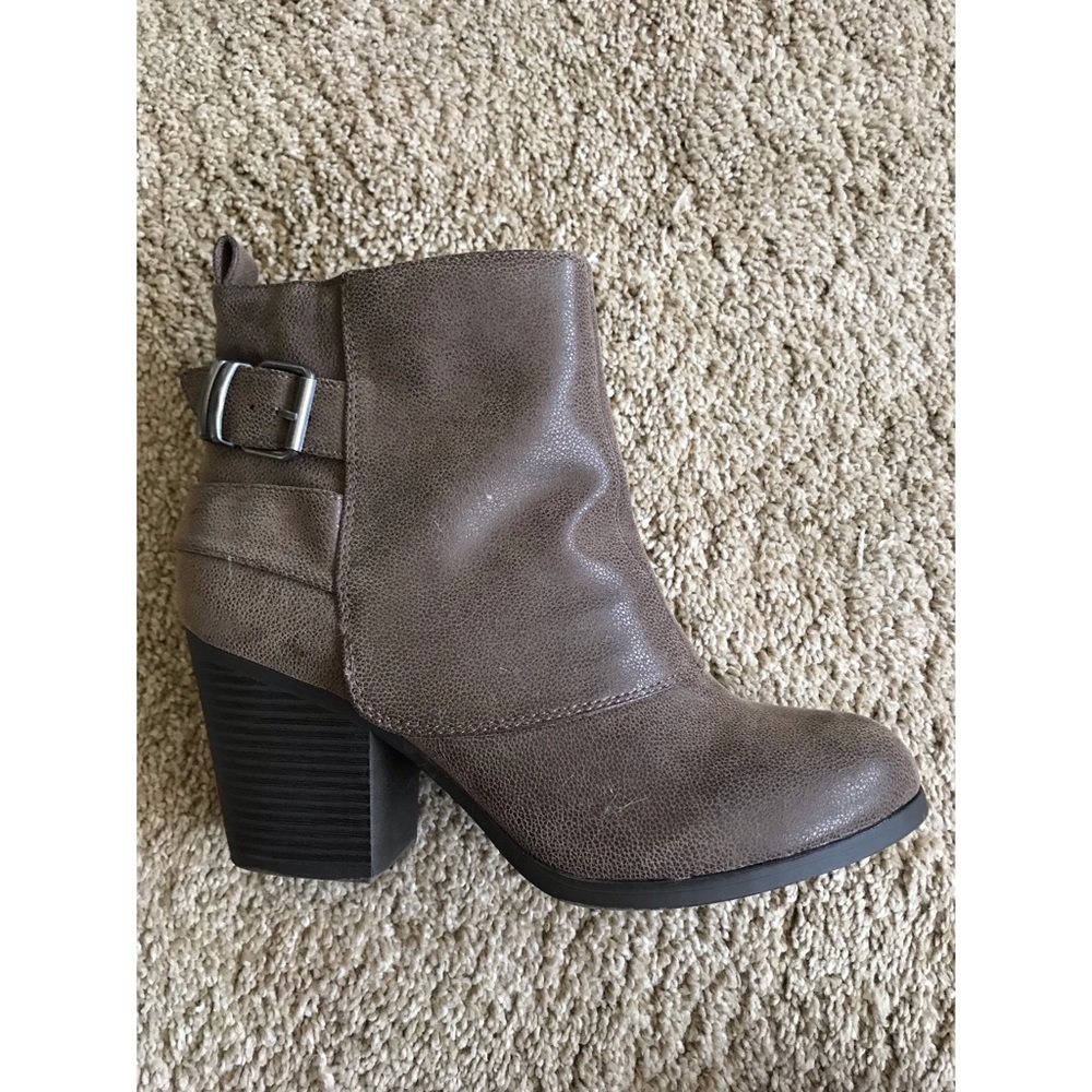 American Rag brown buckle booties - Picture 2 of 5